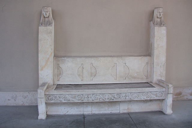 瓦在内的不 瓦在内的不